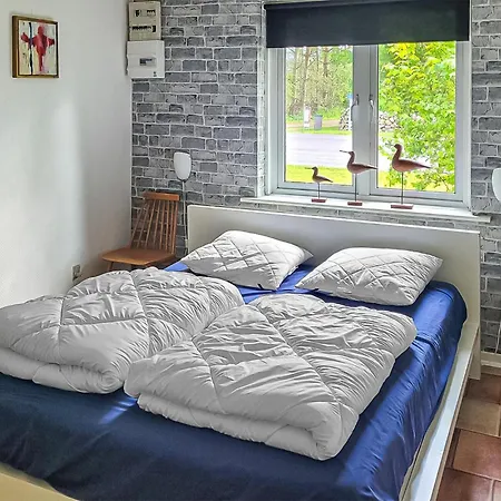 4 Bedroom Awesome In