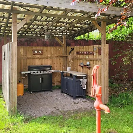 4 Bedroom Awesome In * Farsø